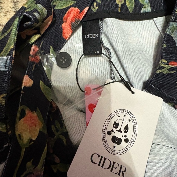 Cider NWT Floral Print Pocket Jumpsuit XS - Picture 4 of 5